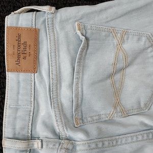ABERCROMBIE & Fitch skinny jeans